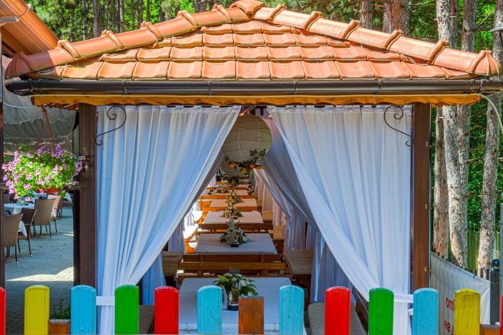 Hotel Park Bachinovo Yukarı Cuma Dış mekan fotoğraf