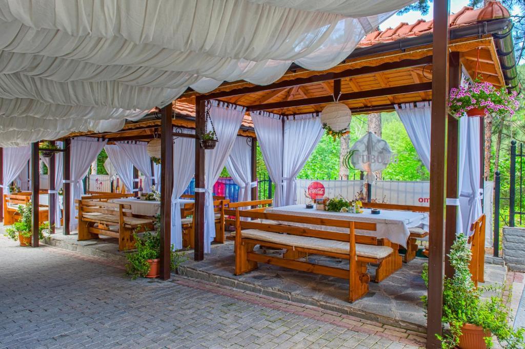 Hotel Park Bachinovo Yukarı Cuma Dış mekan fotoğraf