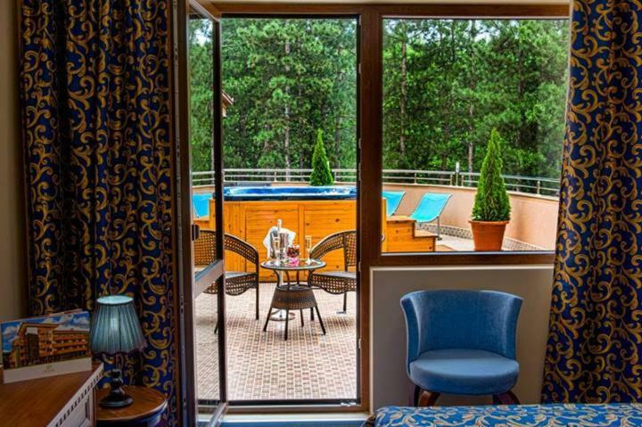 Hotel Park Bachinovo Yukarı Cuma Dış mekan fotoğraf